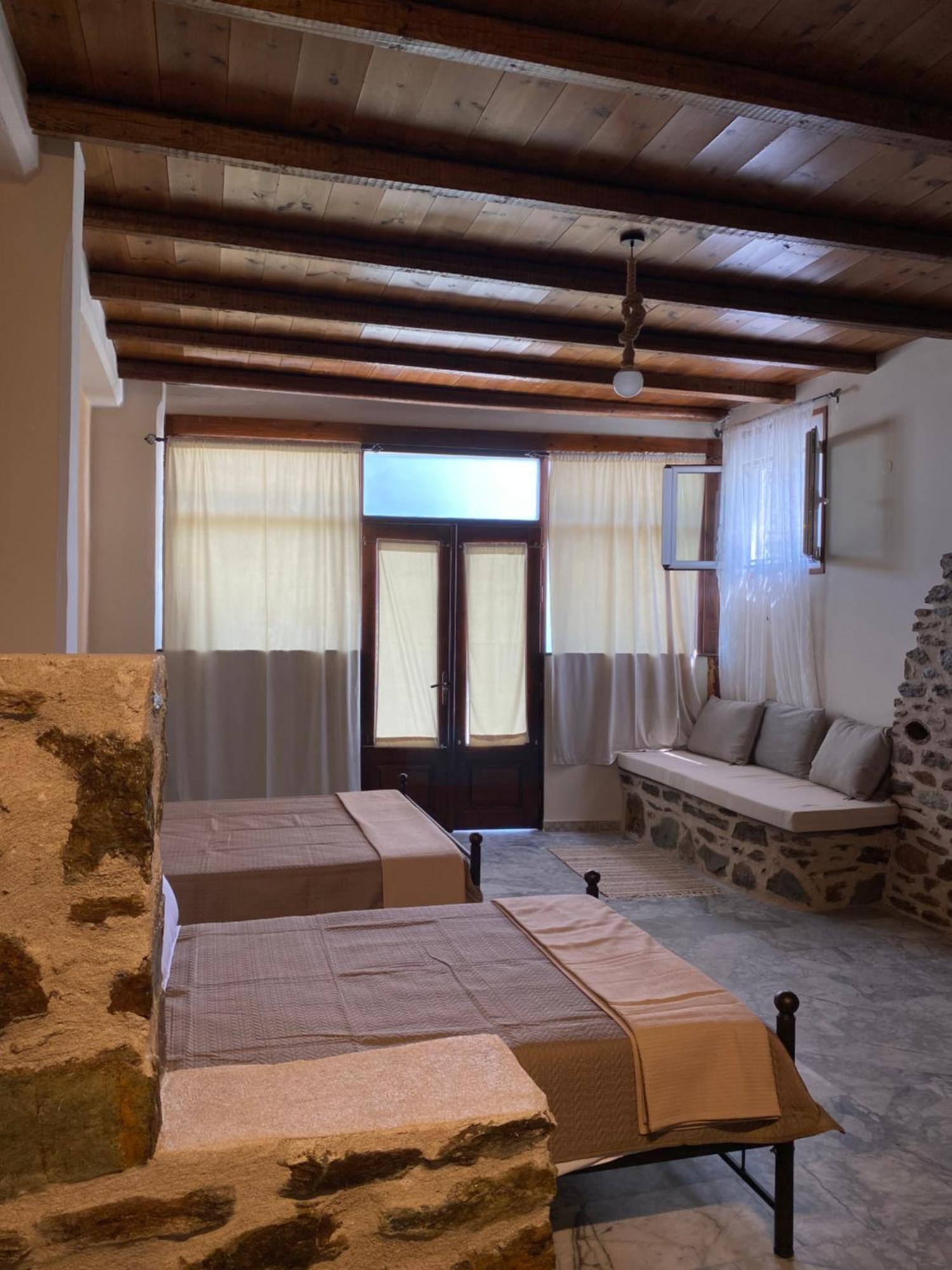 1924 Studios 4 Agios Petros  Extérieur photo